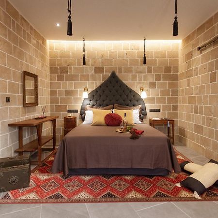 Utopia Luxury Suites - Old Town Rhodes City Εξωτερικό φωτογραφία