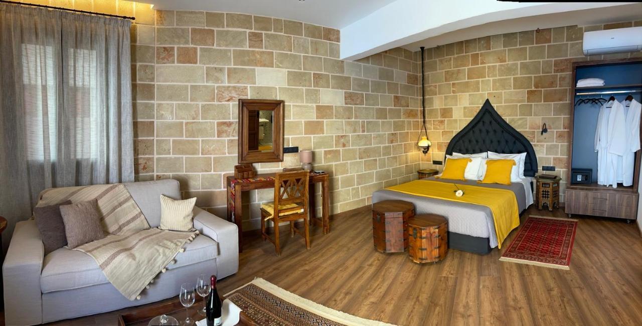 Utopia Luxury Suites - Old Town Rhodes City Εξωτερικό φωτογραφία