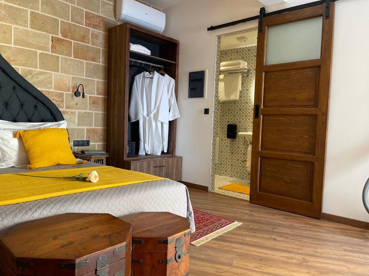 Utopia Luxury Suites - Old Town Rhodes City Εξωτερικό φωτογραφία