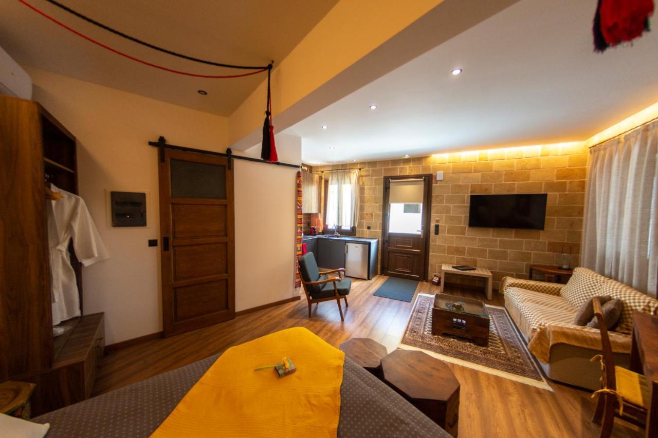 Utopia Luxury Suites - Old Town Rhodes City Εξωτερικό φωτογραφία