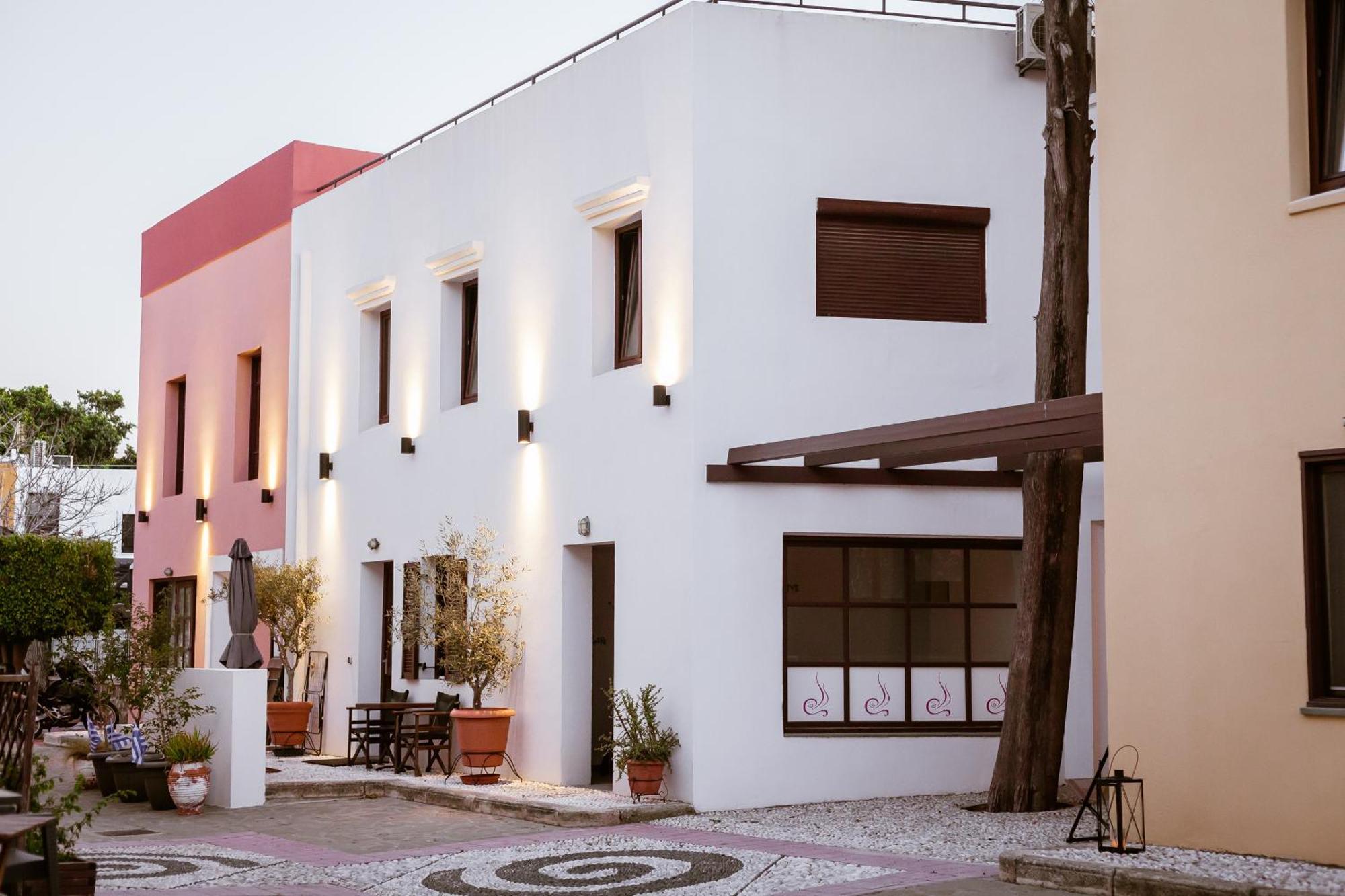 Utopia Luxury Suites - Old Town Rhodes City Εξωτερικό φωτογραφία