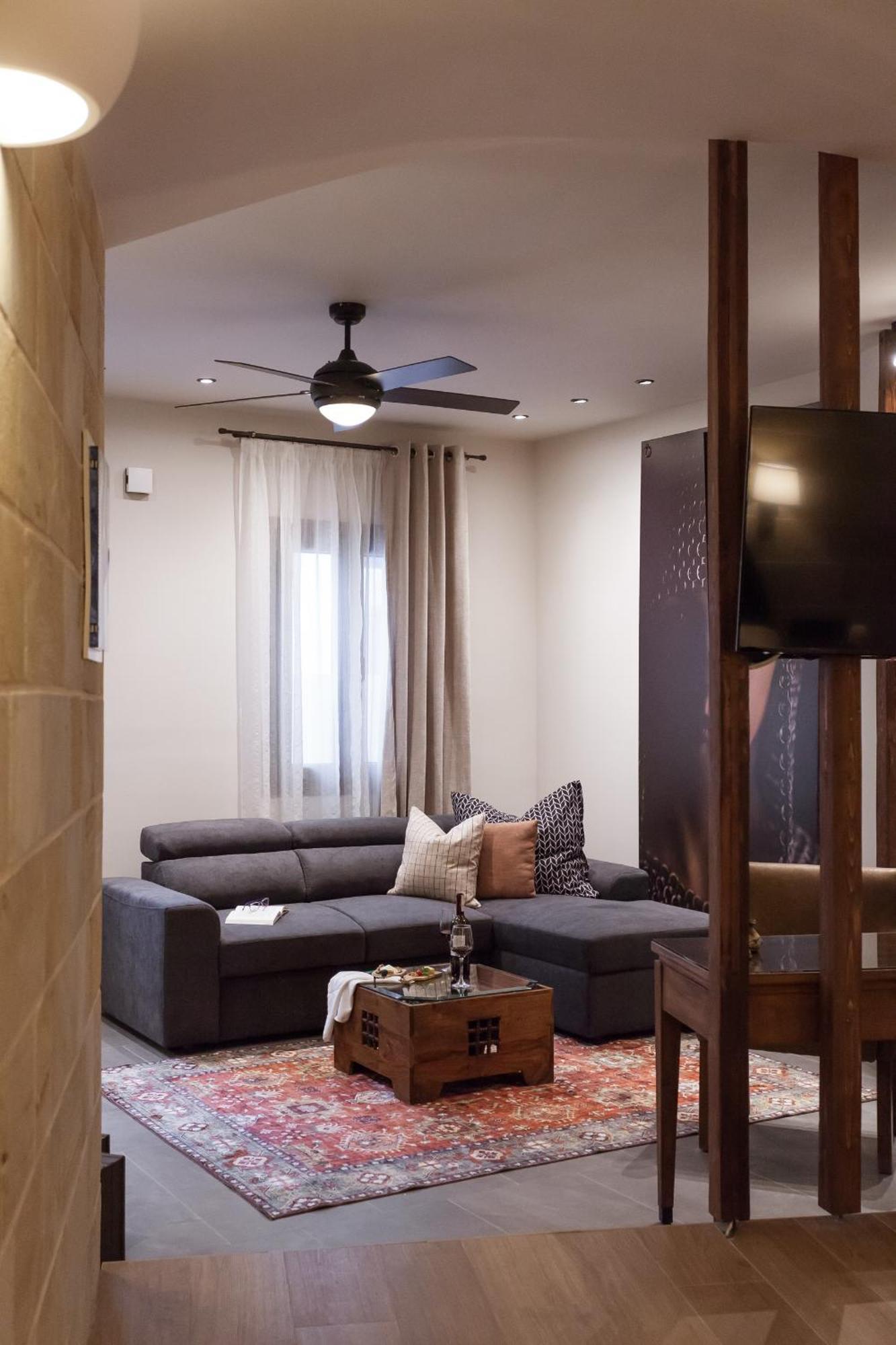 Utopia Luxury Suites - Old Town Rhodes City Εξωτερικό φωτογραφία