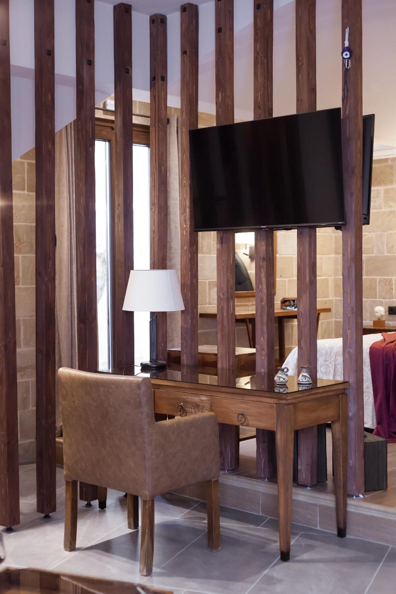 Utopia Luxury Suites - Old Town Rhodes City Εξωτερικό φωτογραφία
