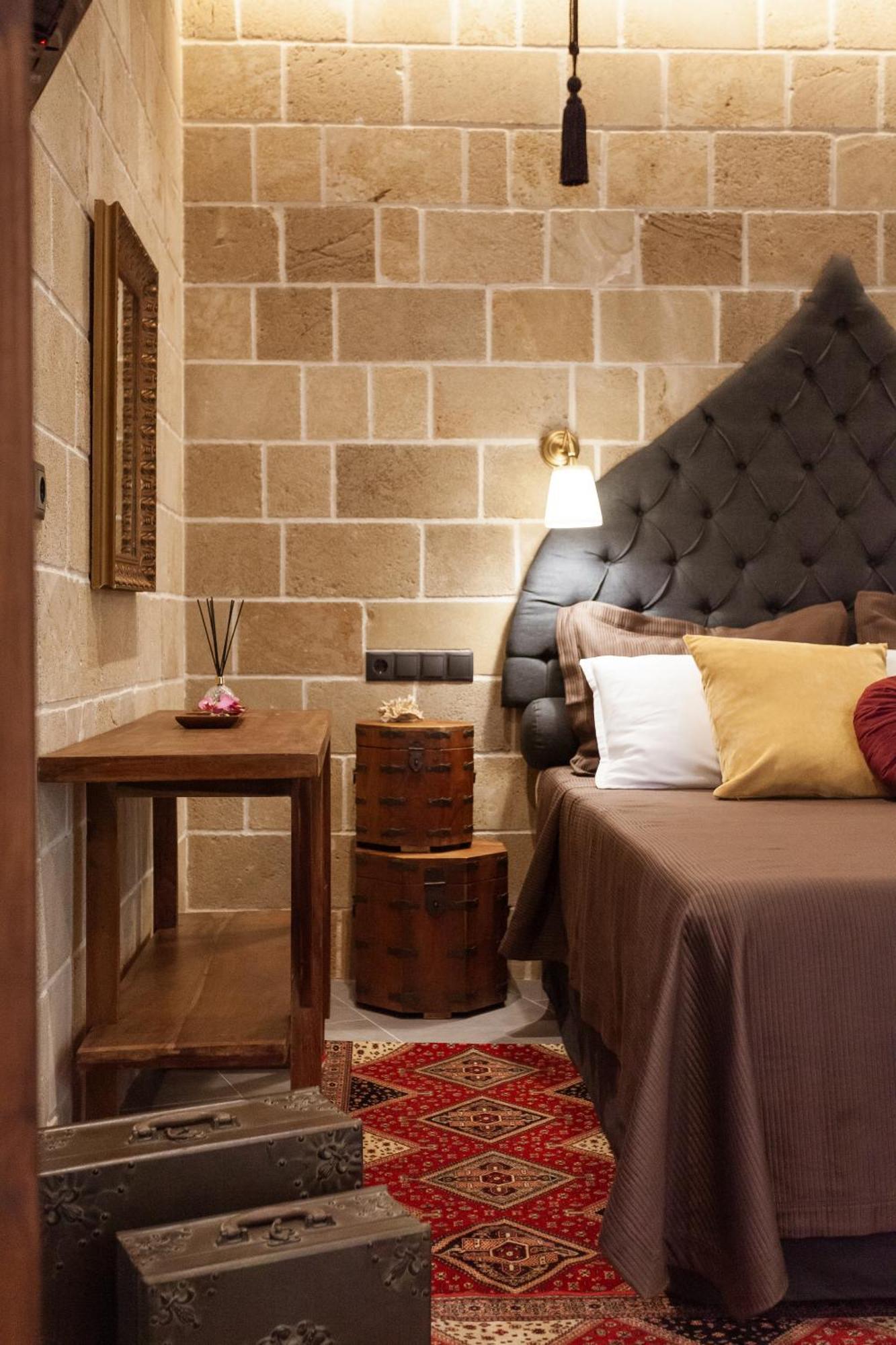 Utopia Luxury Suites - Old Town Rhodes City Εξωτερικό φωτογραφία