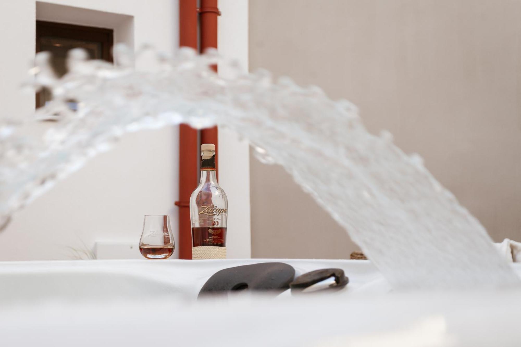 Utopia Luxury Suites - Old Town Rhodes City Εξωτερικό φωτογραφία