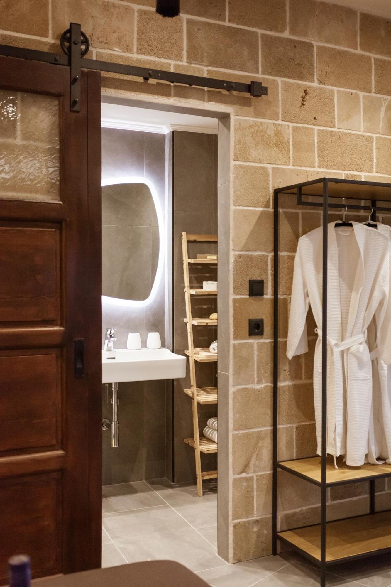 Utopia Luxury Suites - Old Town Rhodes City Εξωτερικό φωτογραφία